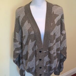 Jed Vintage Y2K Cardigan Taupe and White Pattern Grandpacore Cozy Oversized
